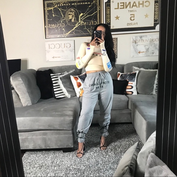 Welcome to my Closet 🖤 - Picture 1 of 14